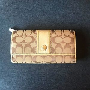 Coach Monogram Trifold Wallet